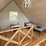 度假居 Nad Jeziorem Walpusz *
