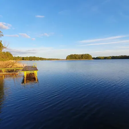 Vakantiehuis Nad Jeziorem Walpusz *